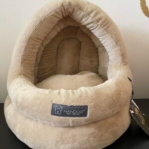 NANDOG Plush Beige Pet Cave Bed
